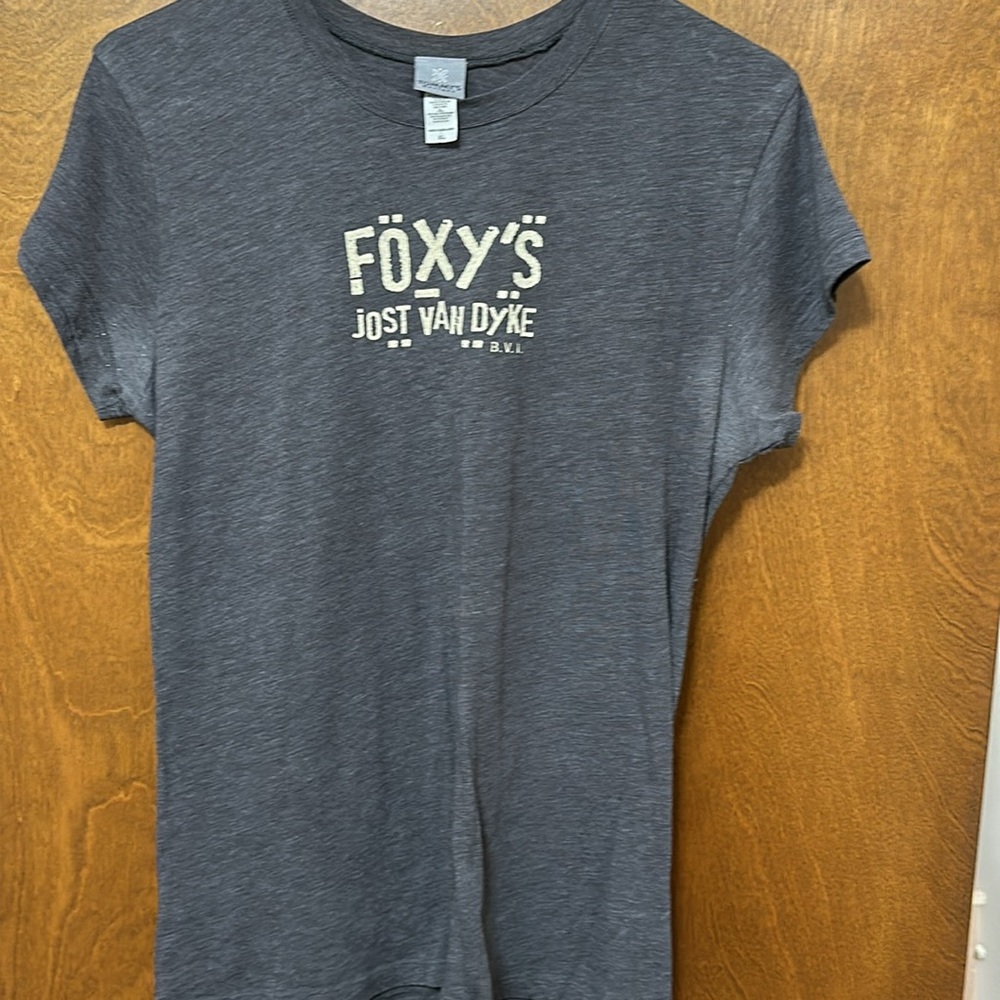 Tshirt Bundle x4 - Picture 7 of 8